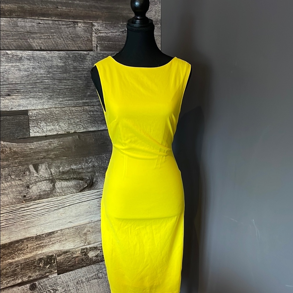 Yellow Sleeveless Dress - Picture 2 of 4